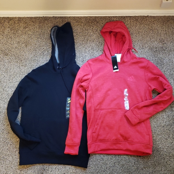 2 NWT Workout Sweatshirts sz Small - Picture 1 of 3